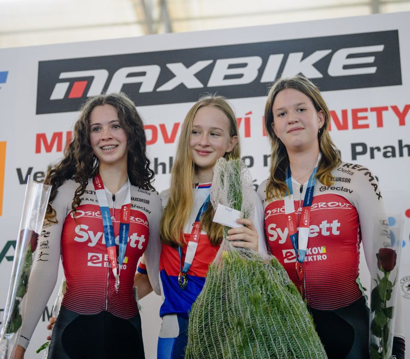 Zakončení Dráhové Sezony V Motole